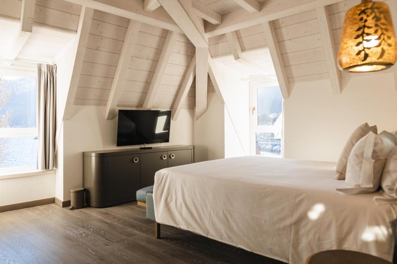 Luxury Suites Rocopom - Lake Front 말그라테 외부 사진